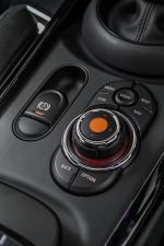 Mini Cooper S Clubman 2019 года (ZA)